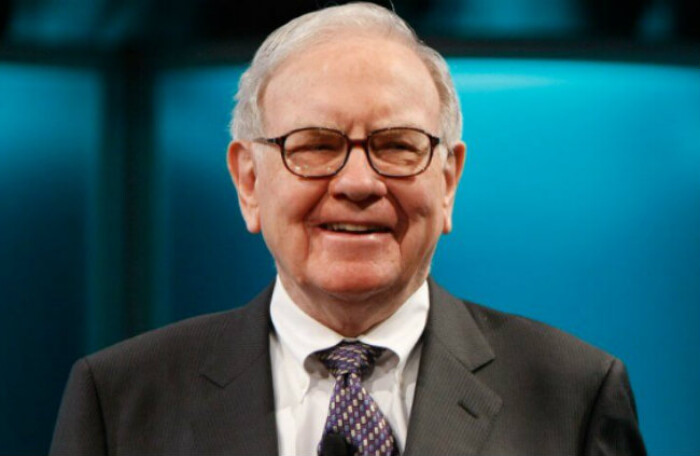 Warren Buffett giành được 1 triệu USD nhờ thắng cược