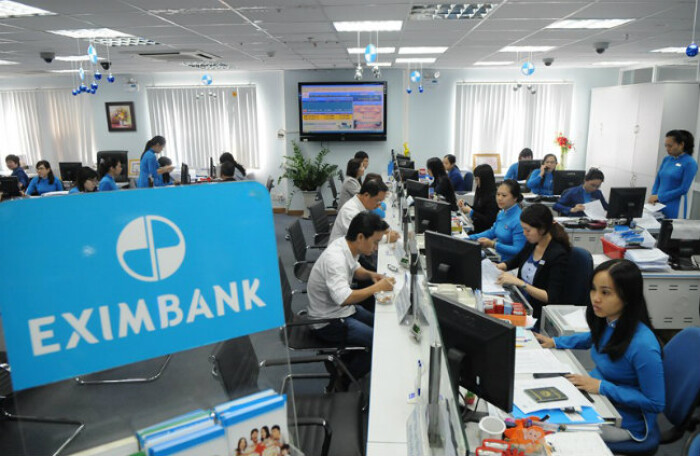 Eximbank có thể thoát lỗ lũy kế nhờ thoái vốn khỏi Sacombank ngay trong quý I/2018