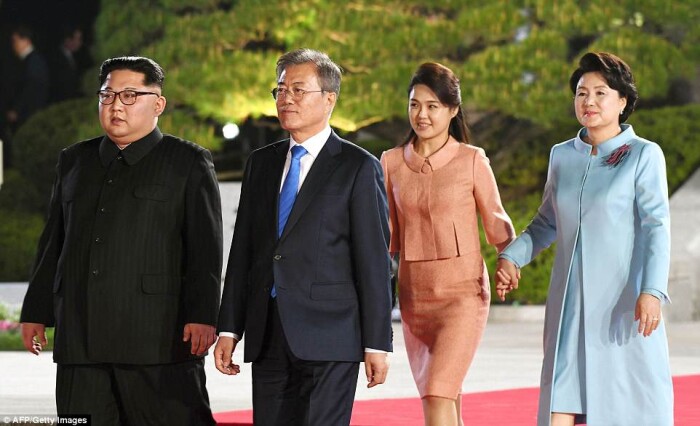 Hé lộ cuộc gặp lịch sử của Đệ nhất Phu nhân Hàn - Triều