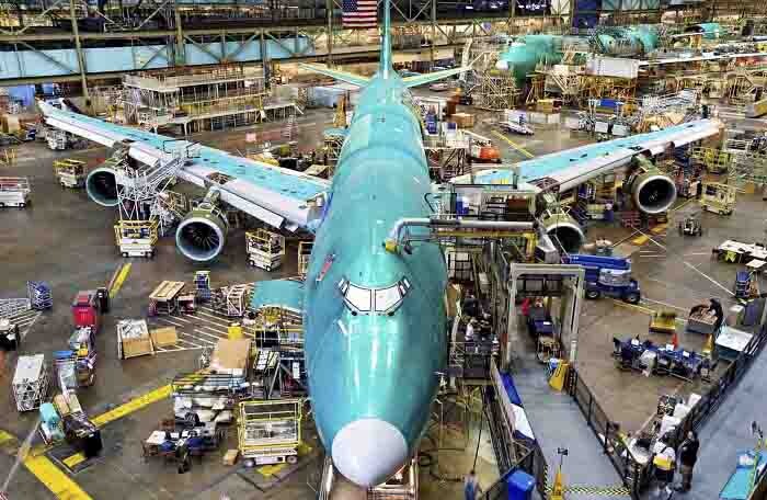 Boeing: Hàng trăm nhân viên về hưu quay trở lại làm việc