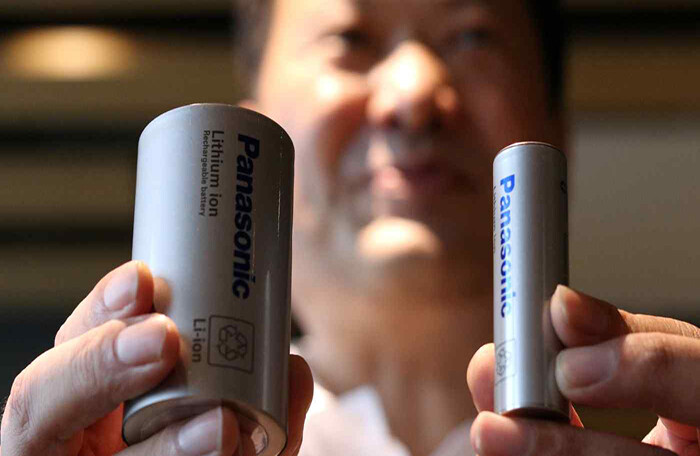 Panasonic tiến tới sản xuất hàng loạt pin thế hệ mới cho Tesla