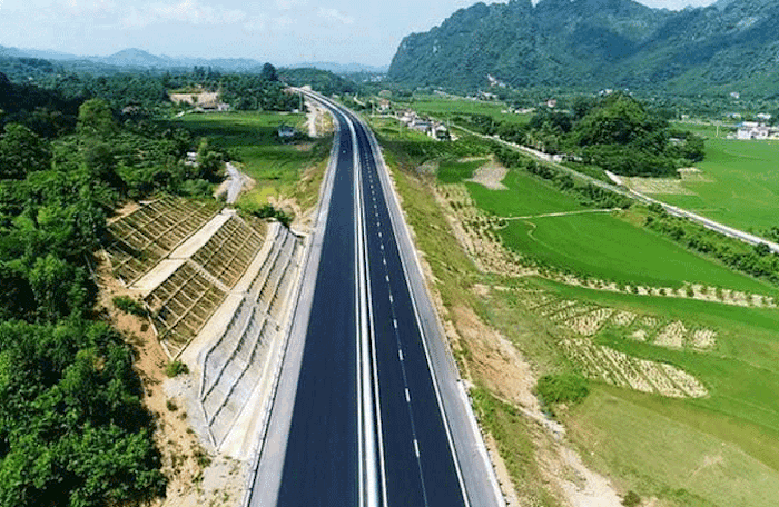 Phó thủ tướng Lê Văn Thành chỉ đạo gỡ khó cho dự án cao tốc Bắc - Nam phía Đông