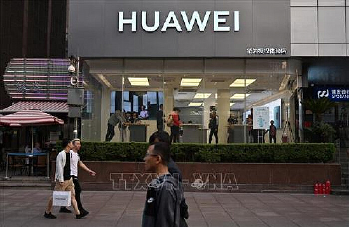 Huawei cân nhắc mở cơ sở sản xuất linh kiện tại châu Âu