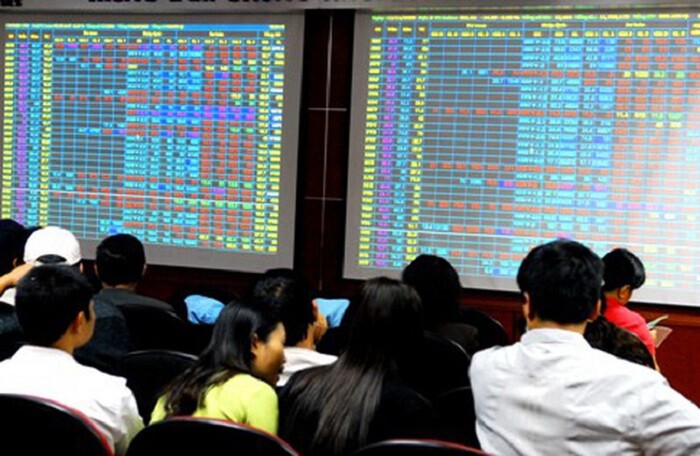 Chuyên gia ADB: Thị trường chứng khoán Việt Nam rất dễ bị tổn thương