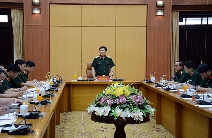 Bộ trưởng Bộ Quốc phòng Ngô Xuân Lịch làm việc với Bộ Tổng Tham mưu về tái cơ cấu các doanh nghiệp quân đội