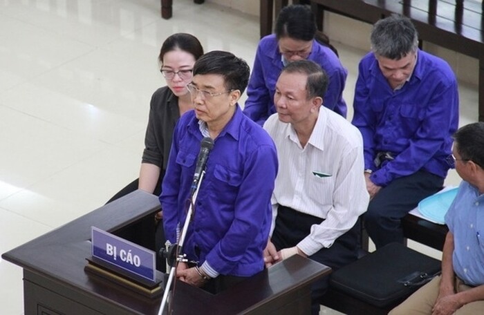 Cựu tổng giám đốc Bảo hiểm xã hội Việt Nam Lê Bạch Hồng bị phạt 6 năm tù