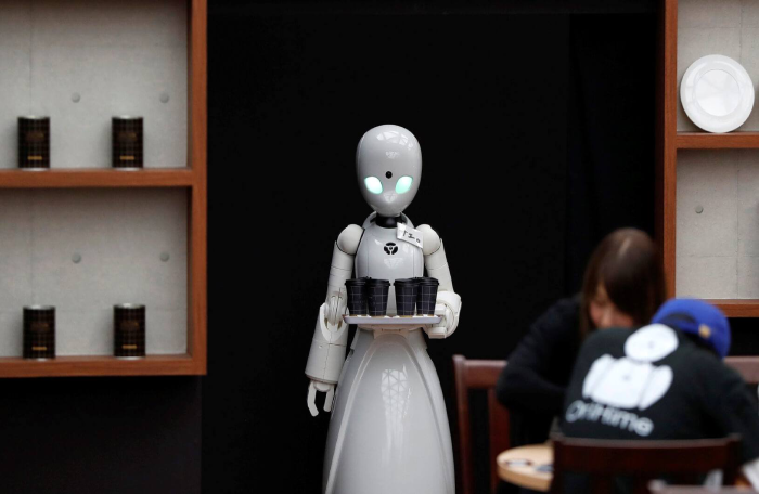 Nhật Bản thiếu lao động: Ứng dụng AI, dùng robot và nhân vật ảo thay con người