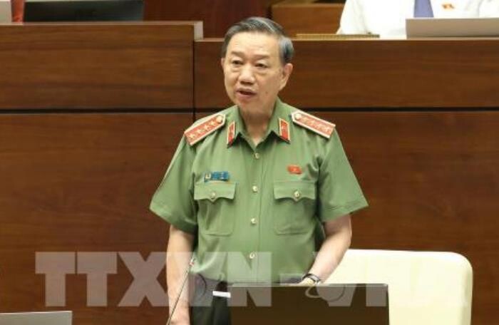 Bộ trưởng Tô Lâm yêu cầu làm rõ việc cảnh sát giao thông Đồng Nai can thiệp xử lý xe quá tải