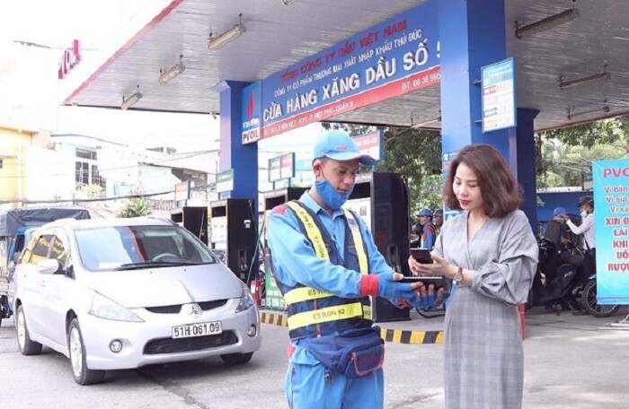 PVOIL 'thông tuyến' thanh toán điện tử cho khách hàng mua xăng dầu với 16 ngân hàng