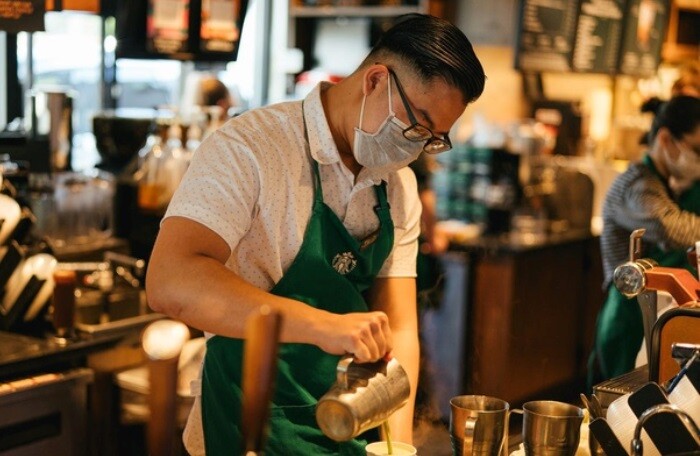 Doanh thu lao dốc, Starbucks tính đóng bớt 400 cửa hàng ở Mỹ