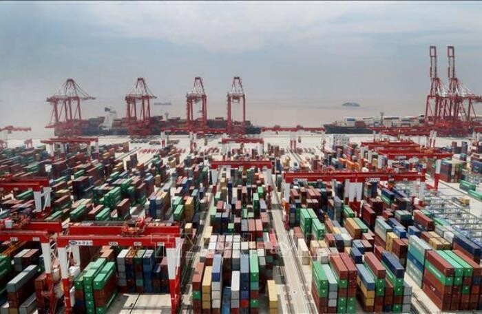 Trung Quốc trở thành đối tác thương mại lớn nhất của Mỹ trong tháng Tư