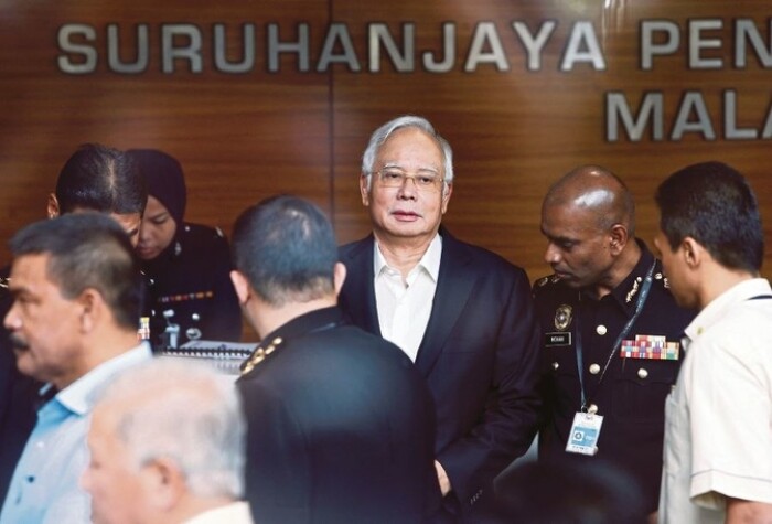 Cựu Thủ tướng Malaysia bị bắt vì tham nhũng chỉ ít tháng sau khi rời chính trường