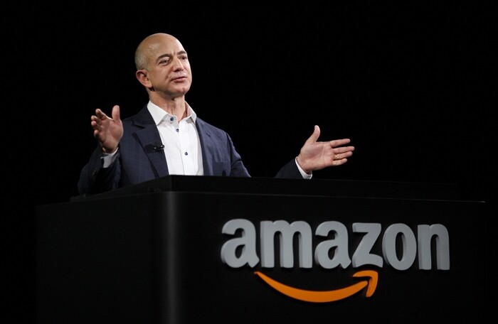 Bí quyết thành công của Jeff Bezos: 'Thưởng' 5000 USD cho nhân viên chán việc