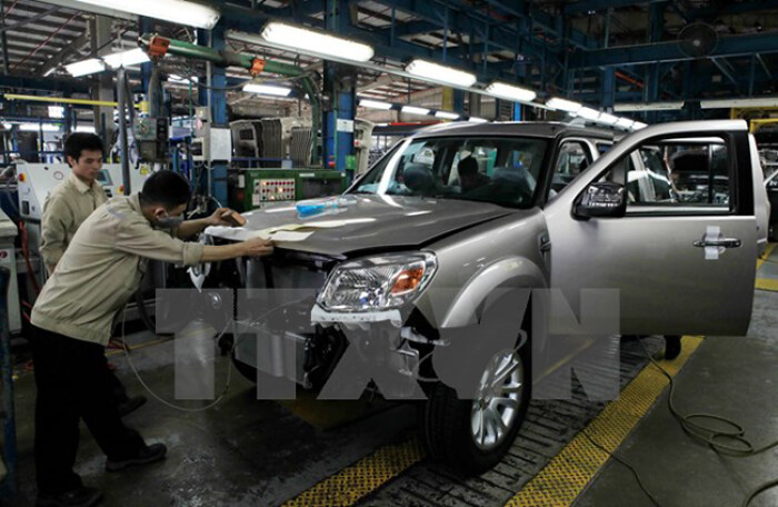 Ford Việt Nam lập kỷ lục doanh số bán hàng trong năm 2015