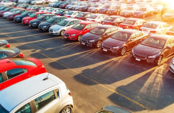 Thị trường ô tô tháng 2/2018: Hơn 12.394 xe được tiêu thụ, giảm 52% so với trước Tết