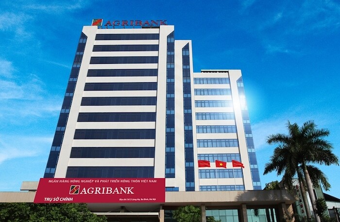 Agribank 7 năm liên tiếp lọt top 10 Doanh nghiệp lớn nhất Việt Nam