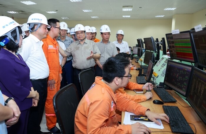 Thủ tướng kiểm tra tình hình sản xuất điện, than tại Quảng Ninh