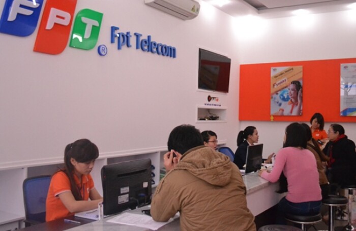 FPT ‘vui buồn lẫn lộn’ trong ngày FPT Telecom và FPTS cùng lên sàn