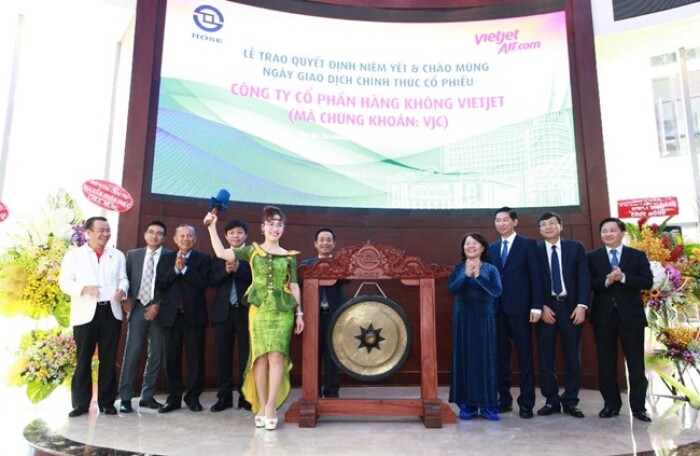 Hôm nay, 300 triệu cổ phiếu VJC của Vietjet chính thức lên sàn