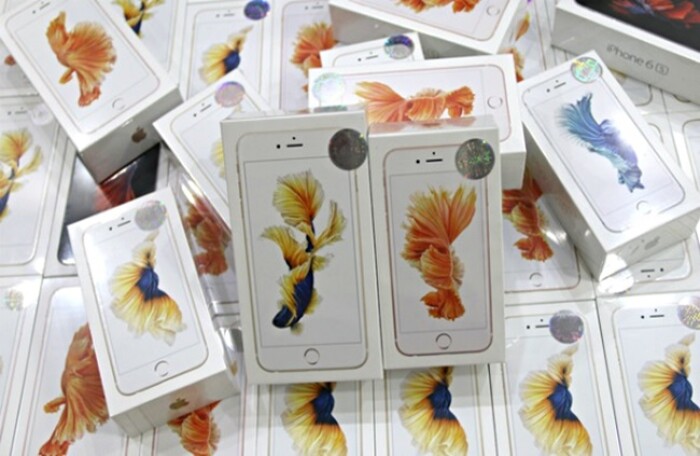 Doanh số bán iPhone của FPT Trading giảm 3.000 tỷ do Apple đổi chính sách