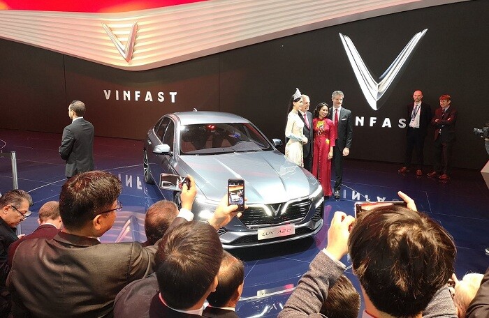 Cận cảnh xe VinFast phiên bản Sedan LUX A2.0