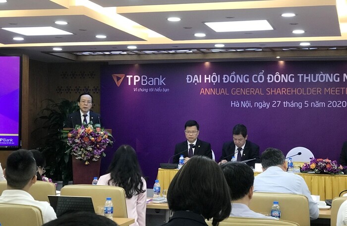 https://img.vietnamfinance.vn/thumbs/700x0/upload/news/tunglam/2020/5/27/vnf-tpbank-dhcd.jpg