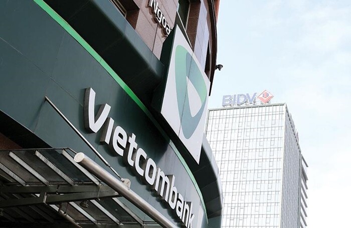 Vietcombank 'soán ngôi' Vingroup, trở thành doanh nghiệp niêm yết lớn nhất sàn HoSE