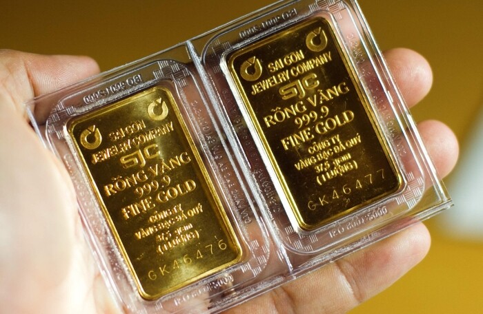 Giá vàng trong nước cao hơn vàng thế giới hơn 9 triệu đồng/lượng, xuất hiện vàng nhái SJC