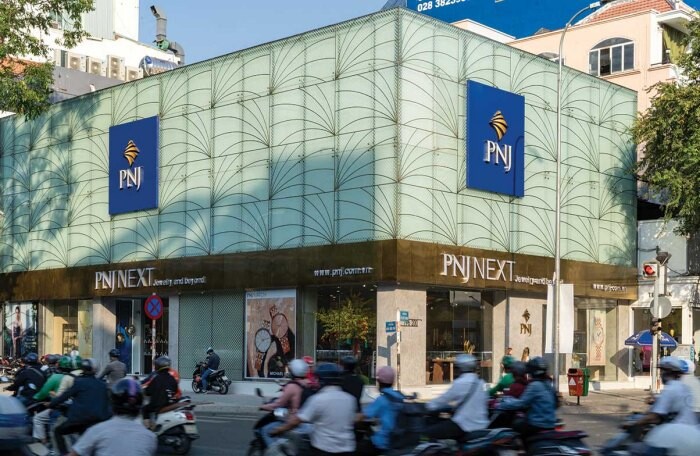 PNJ: Mức lỗ tăng lên 78 tỷ đồng trong tháng 8, tạm đóng hơn 270 cửa hàng