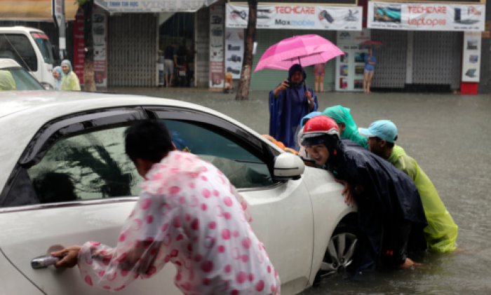 Bảo hiểm chi tiền tỷ bồi thường xe ngập nước ở Đà Nẵng