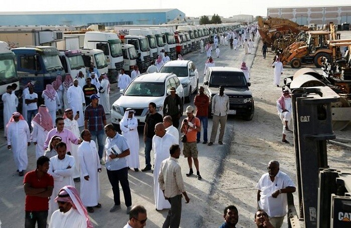 Hàng nghìn người ‘đổ xô’ mua tài sản thanh lý của tỷ phú Arab