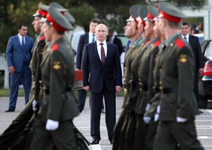 Lo binh sĩ ‘dao động’, Nga thành lập tổng cục  giáo dục lòng yêu nước cho quân đội