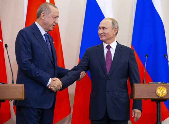 Đối sách của ông Putin giữa sóng gió Syria
