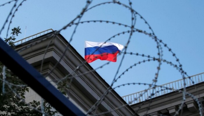 Hàng loạt quan chức bị EU giáng đòn trừng phạt, Nga đe dọa trả đũa