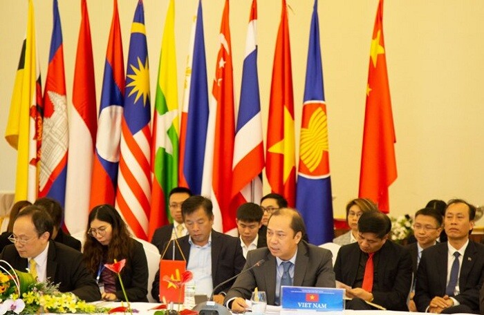 Việt Nam tố Trung Quốc phạm luật trước ASEAN