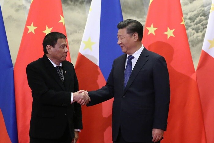 Ông Duterte nói muốn duy trì quan hệ với Trung Quốc vì cần vũ khí chống khủng bố