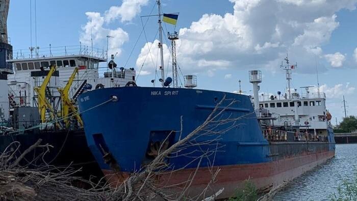 Tòa án Ukraine ra lệnh bắt giữ tàu chở dầu Nga