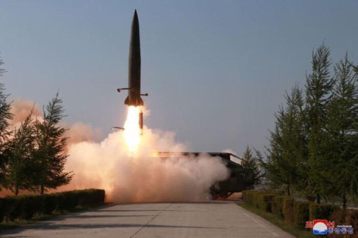 Triều Tiên lại phóng tên lửa đạn đạo, Mỹ nói sẽ ‘giám sát tình hình’