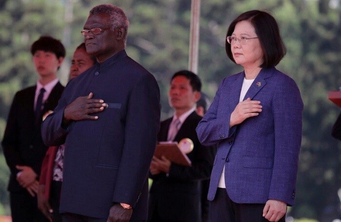 Thêm một đồng minh ‘dứt tình’ với Đài Loan, thiết lập quan hệ với Trung Quốc