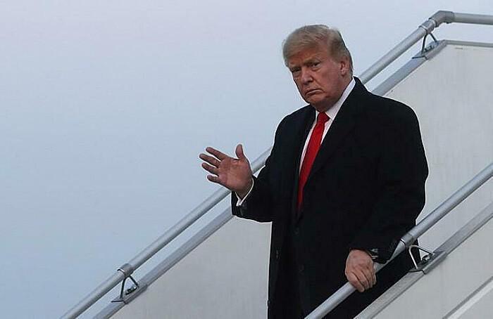Ông Trump tới Davos để 'mang hàng trăm tỷ USD' về Mỹ