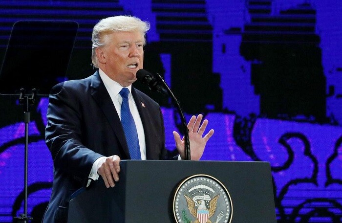Thế giới tuần qua:  Ông Trump dự hội nghị cấp cao APEC, Trung Quốc đi vay với lãi suất âm