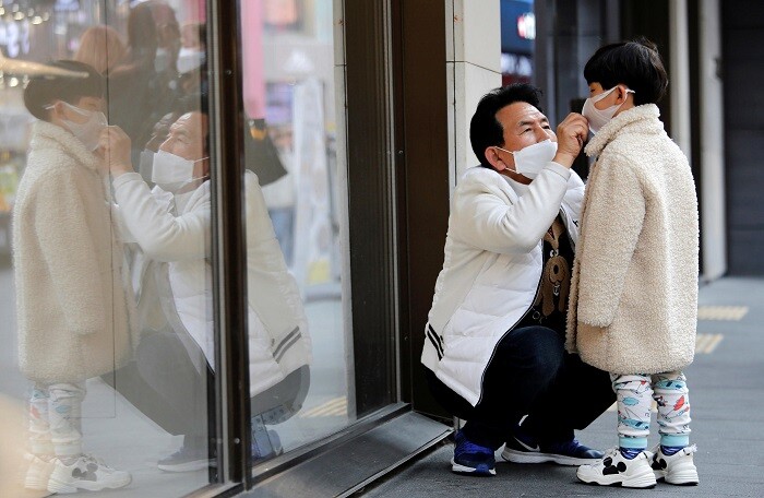Dịch Covid-19: Hàn Quốc thêm 505 người mắc bệnh, Nhật Bản có ca tái nhiễm đầu tiên
