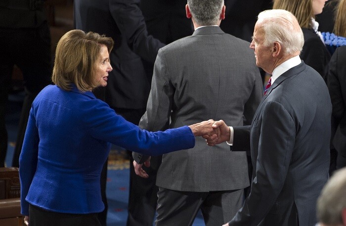 Chủ tịch Hạ viện Nancy Pelosi ủng hộ ông Joe Biden làm Tổng thống Mỹ
