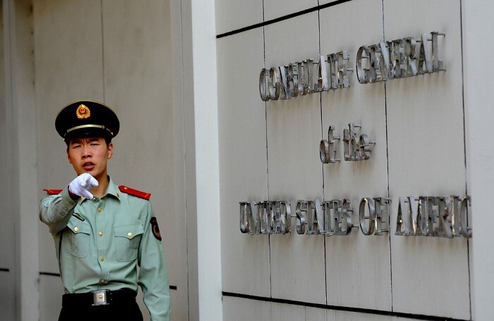 Ăn miếng trả miếng, Trung Quốc lệnh đóng cửa Tổng lãnh sự quán Mỹ ở Thành Đô