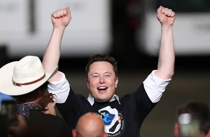 Cổ phiếu Tesla tiếp đà tăng, Elon Musk thành tỷ phú giàu thứ 3 thế giới