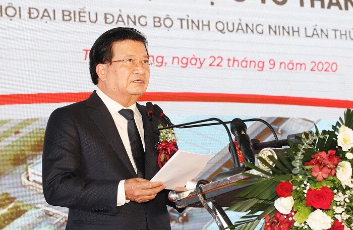 Phó Thủ tướng Trịnh Đình Dũng: 'Phải có ô tô mang thương hiệu Việt Nam'