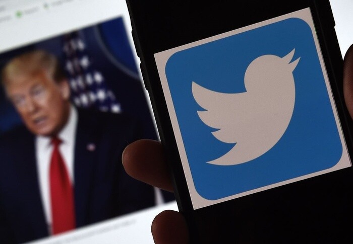 Vốn hóa Facebook, Twitter ‘bốc hơi’ hàng chục tỷ USD sau khi khóa tài khoản của ông Trump