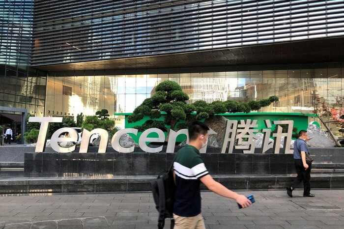 Bị chính phủ Trung Quốc ‘sờ gáy’, Tencent mất 62 tỷ USD vốn hóa