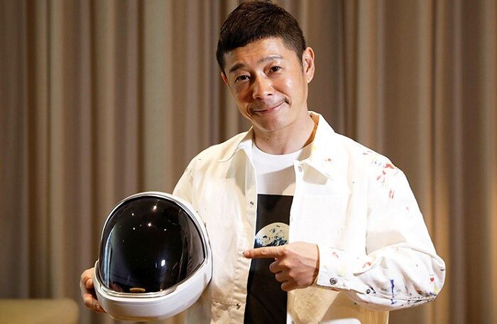 Tỷ phú Nhật Yusaku Maezawa bỏ tiền túi mời 8 người lạ cùng bay lên mặt trăng