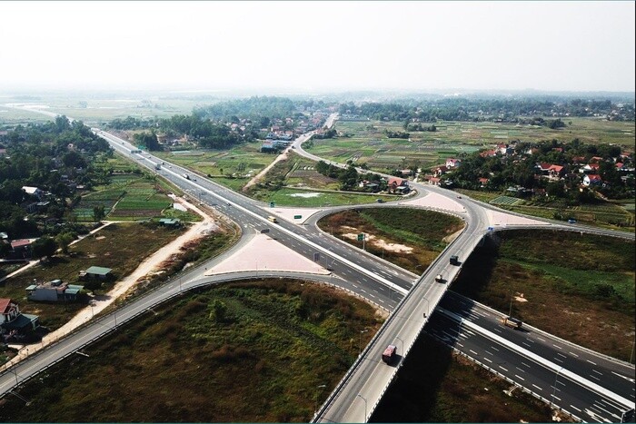 Quảng Ninh tìm nhà thầu đợt 1 cho dự án đường ven sông hơn 9.400 tỷ đồng